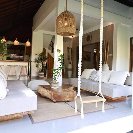 Villa Santai, Huge Garden Seminyak Square ภายนอก รูปภาพ