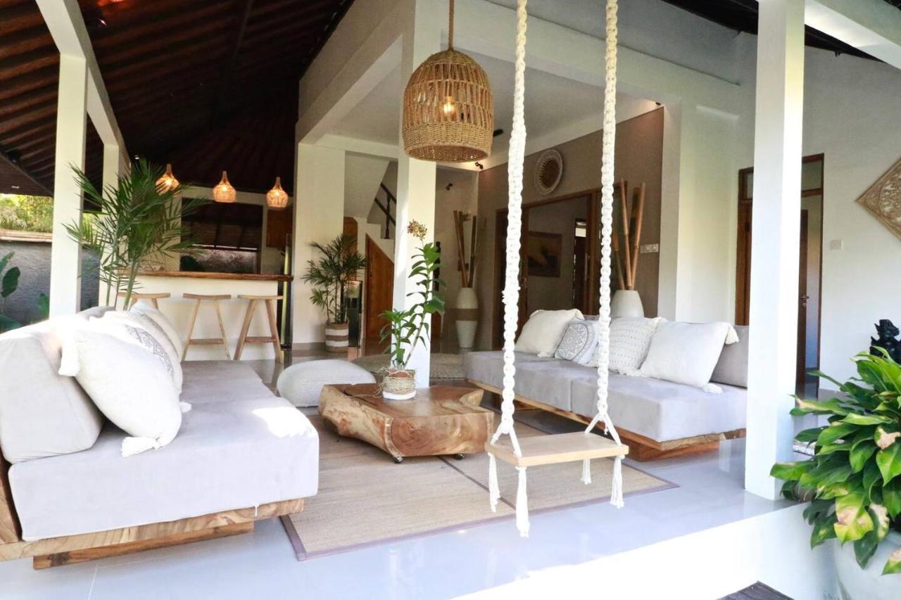 Villa Santai, Huge Garden Seminyak Square ภายนอก รูปภาพ